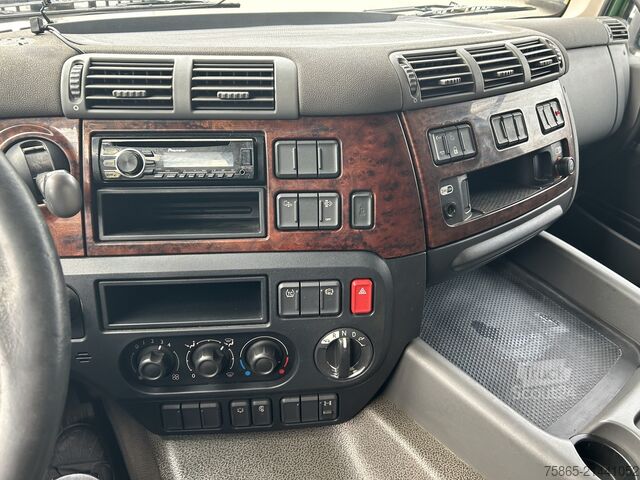 Standaard-SZM DAF CF 330 FT Sleeper Cab / 645 dkm / NL Truck