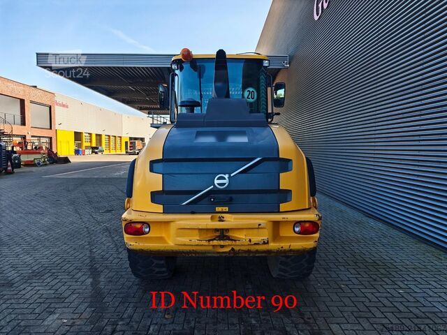 رافعة التحميل Volvo L45H Forks + 2 Buckets German Machine!