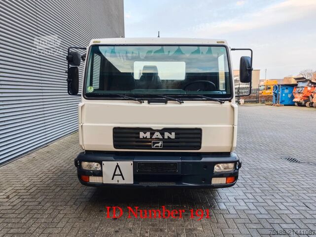 Benne à 3 côtés MAN LE 8.150 4x2 Meiller 3 Seitenkipper