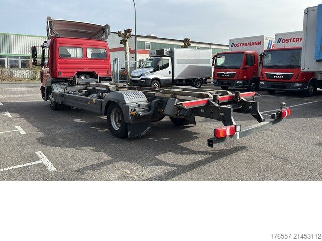 Fourgon Mercedes-Benz Atego 1018 L AWL Wechselsystem Koffer