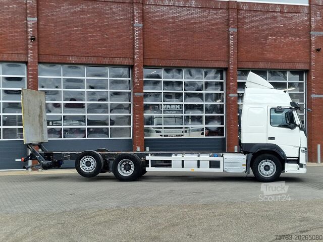 Fahrgestell mit Fahrerhaus Volvo FM 380 Globetrotter 6x2 Chassis - Loadlift - 4...