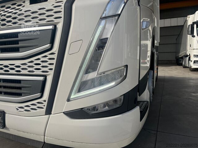 Standartinis traktoriaus blokas VOLVO FH 460 Globetrotter XL i-Save SideSkirts