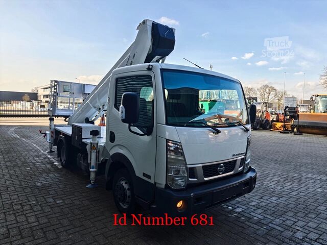 Kaldırma platformu Nissan Cabstar 35.12 NT400 Ruthmann TB 270.2