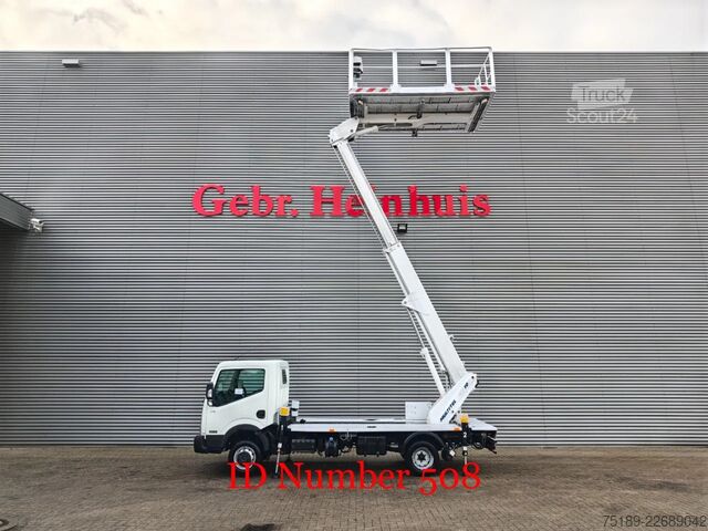 Hefplatform Nissan Cabstar 35.13 NT400 Multitel MS100
