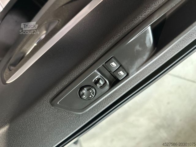 Furgone OPEL Vivaro 2.0 Kasten Edition L*LANG*KLIMA*NAVI*TEMP