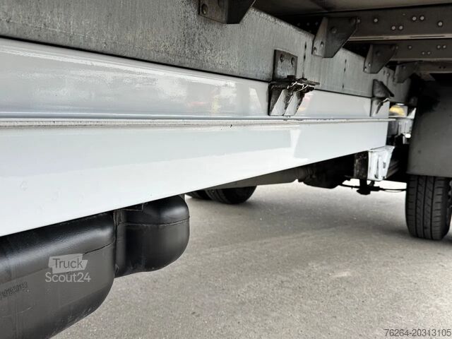 Mala Mercedes-Benz Sprinter 513 BAKWAGEN