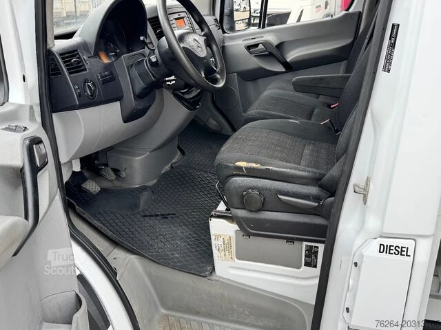 Mala Mercedes-Benz Sprinter 513 BAKWAGEN