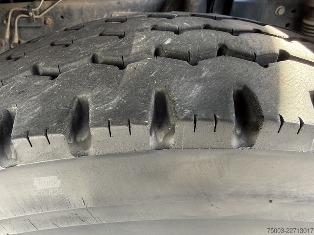 Teherautóra szerelt daru Iveco EuroCargo 180-320 Kipper mit Kran Palfinger 12.501