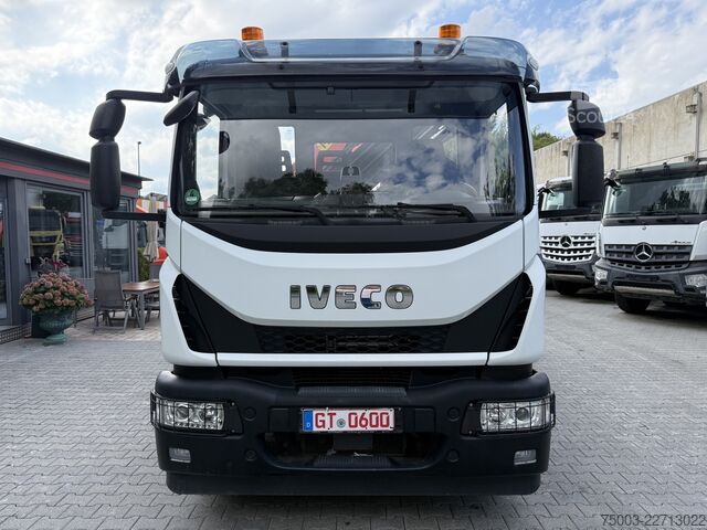 Háromirányú billenő teherautó Iveco EuroCargo 180-320 Kipper mit Kran Palfinger 12.501
