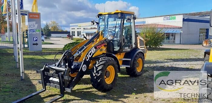 Hoflader JCB 409 AGRI STUFE V