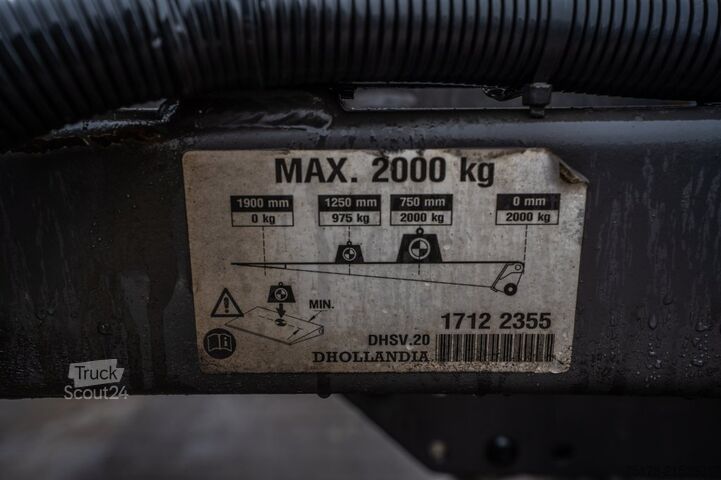 BDF System RENAULT D19 320 DXI + DHOLLANDIA