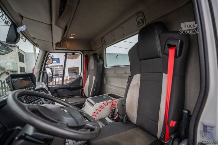 BDF System RENAULT D19 320 DXI + DHOLLANDIA