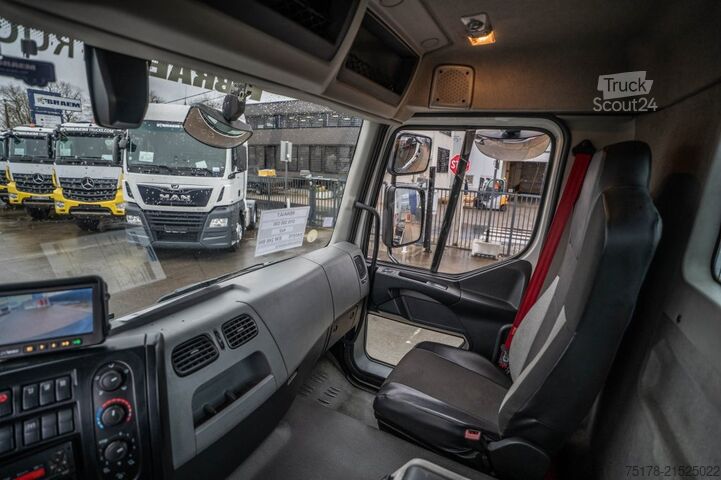 BDF System RENAULT D19 320 DXI + DHOLLANDIA