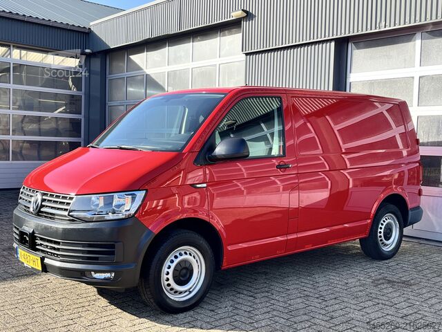 High-roof van Volkswagen Transporter 2.0 TDI L1H1 150PK Automaat Airco C...
