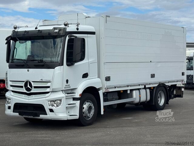 Вантажівка для напоїв MERCEDES-BENZ ACTROS 1835 L / LBW / 2 X AHK