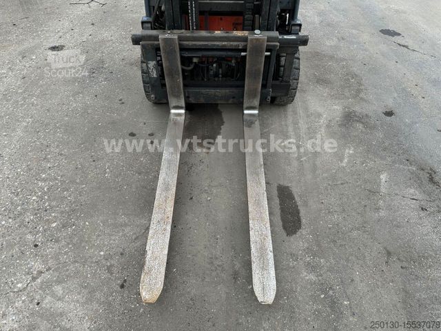 Wózek reach truck TOYOTA Toyota 8FBMK 16T 48V