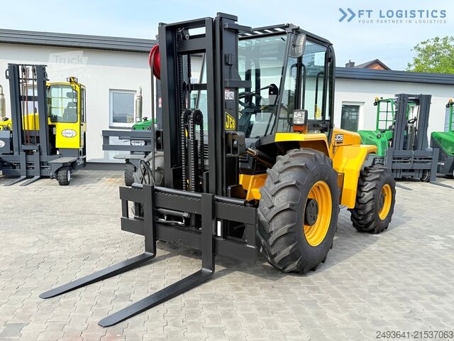 Terenski viličar JCB 940 / TRIPLEX 4500 / FREE-LIFT NEW TIRES