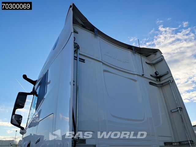 Standard-SZM DAF XG 4X2 Retarder 2xTanks ACC LED Standklima Euro 6