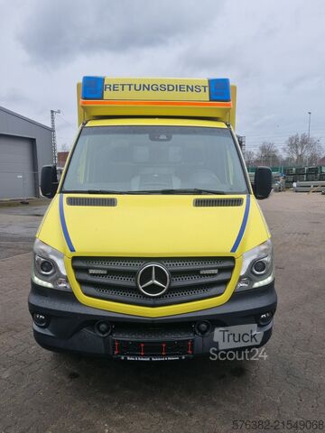 Ambulans Mercedes-Benz Sprinter Rettungswagen Fahrtec