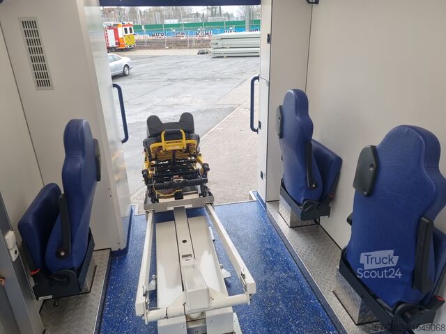 Ambulans Mercedes-Benz Sprinter Rettungswagen Fahrtec