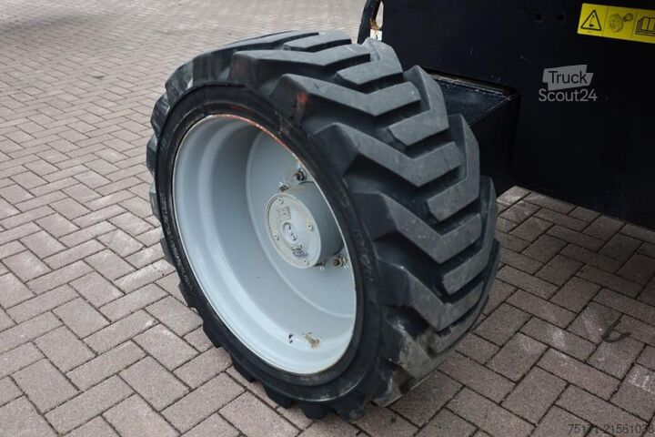 Kloubová teleskopická pracovní plošina Genie Z62/40 Diesel, 4x4 Drive, 21m Working Height, 12.5