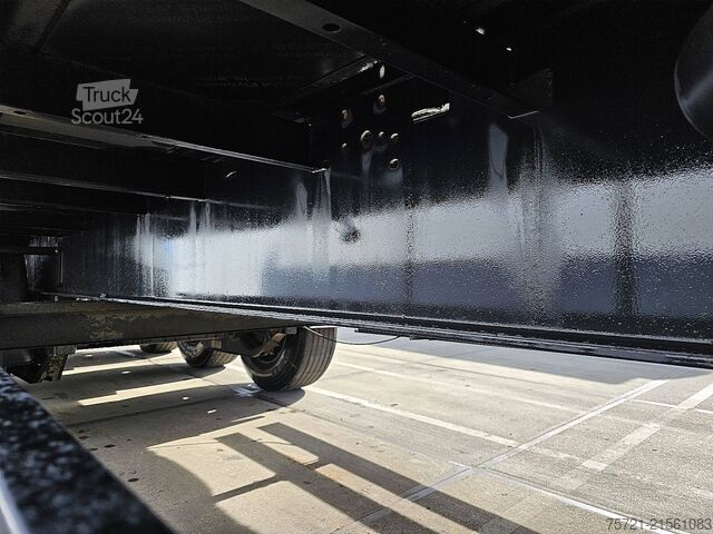 Schiebeplanen KOGEL S 24