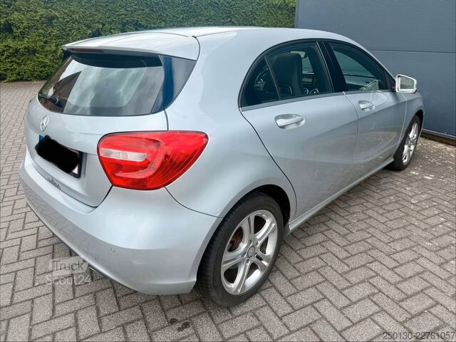 Furgon MERCEDES-BENZ A 180 Urban Pano/Auto/Navi/PDC