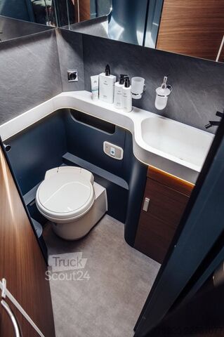 Halvintegreret autocamper LAIKA Kreos MB L 5009 NEU MJ 27 November Verfügbar