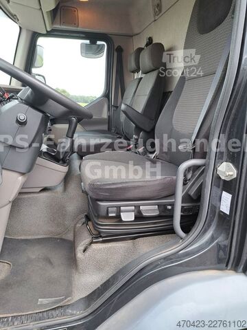 Aizkaru sānu furgons DAF LF 220 FA* 2x AHK* Schiebeplane*gepfl. Zustand