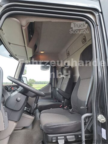 Aizkaru sānu furgons DAF LF 220 FA* 2x AHK* Schiebeplane*gepfl. Zustand