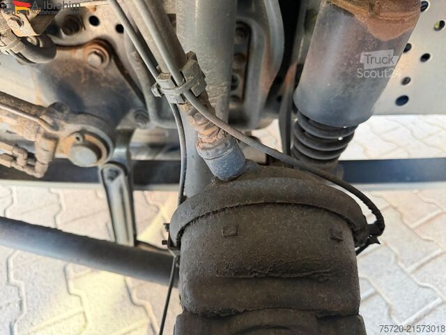 Transporter mit Koffer Mercedes-Benz Atego 818 LBW 4x2 Euro 6c Klima AHK