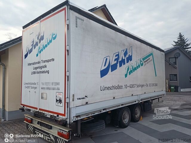 Rimorchio aperto con telone Tang ZCS 107