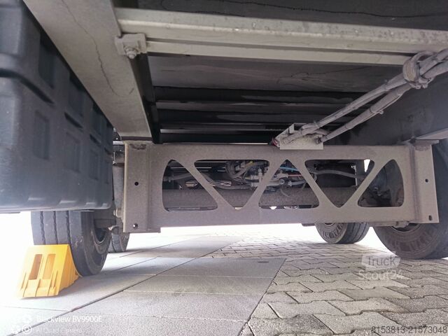 Rimorchio aperto con telone Tang ZCS 107