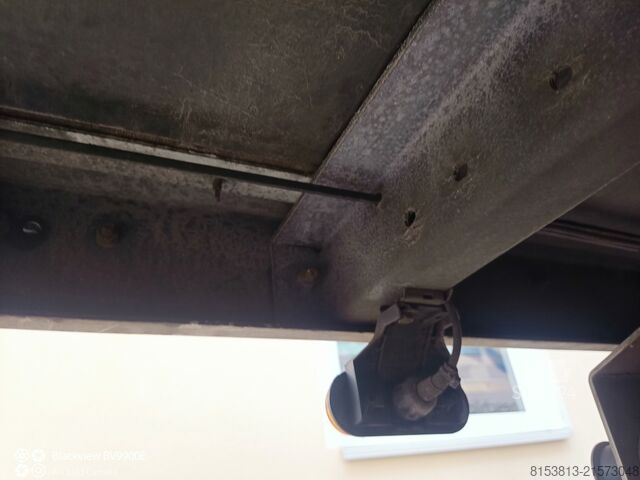 Rimorchio aperto con telone Tang ZCS 107