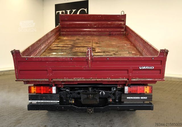 Tipper van MERCEDES-BENZ Vario 816 D 3-Seitenkipper AHK 1.Hand
