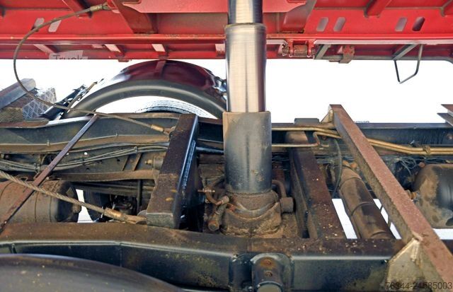 Tipper van MERCEDES-BENZ Vario 816 D 3-Seitenkipper AHK 1.Hand