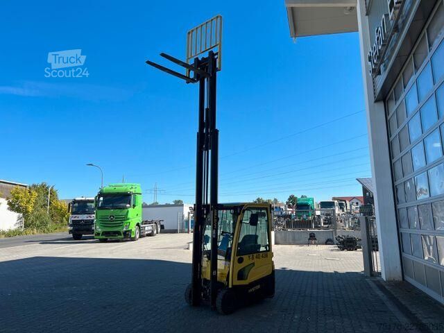 Viljuškar Hyster J1.6 XNT MWB / nur 387h! / Hubhöhe: 4.6m / SS