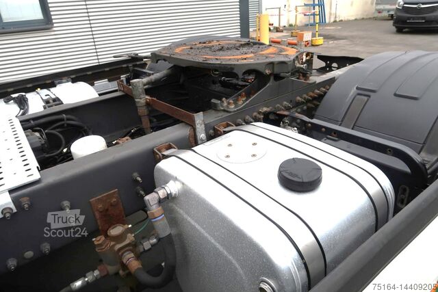 Standart çekici Volvo FH 510