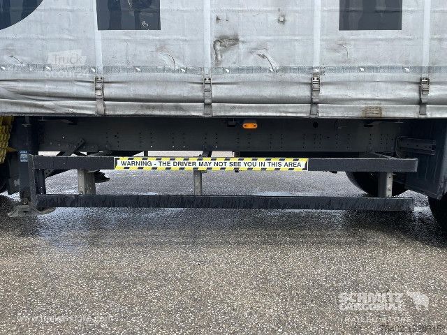 Semi-reboque aberto com lona Schmitz Cargobull Semitrailer Curtainsider Standard