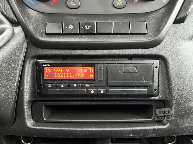 Навантажувальна платформа Iveco Daily 35C14 2.3 375 Laadklep 500kg Trekhaak 350...