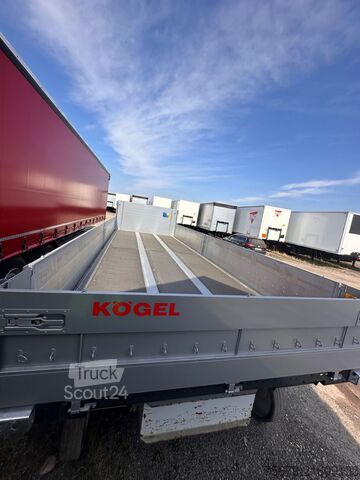 Εναλλάξιμο αμάξωμα με επίπεδη πλατφόρμα και μουσαμά Kögel BDF-System, 7.450 mm lang, mit Heckklappe