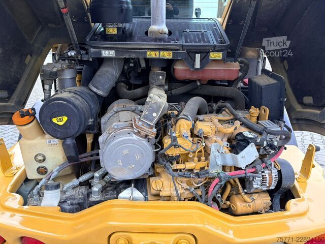 Radlader Caterpillar 908M
