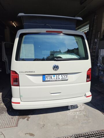 Autocaravana Volkswagen California Ocean 2022 | Automatico | Tetto a soffietto