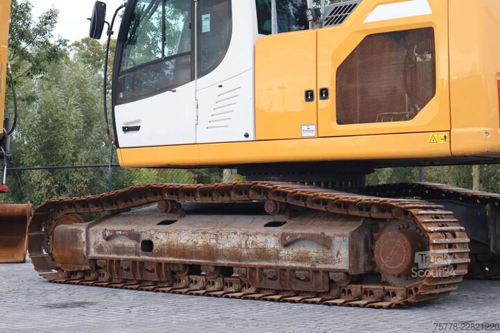 ερπυστριοφόρος εκσκαφέας Liebherr R924 WLC | ROTOTILT R8 | BUCKET |