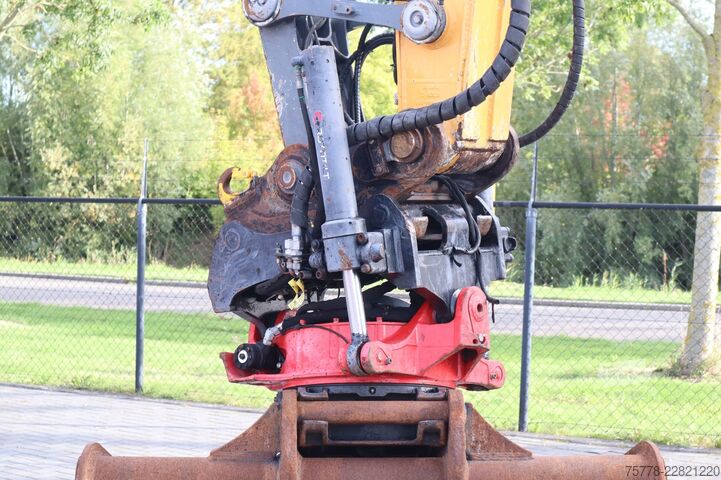 ερπυστριοφόρος εκσκαφέας Liebherr R924 WLC | ROTOTILT R8 | BUCKET |