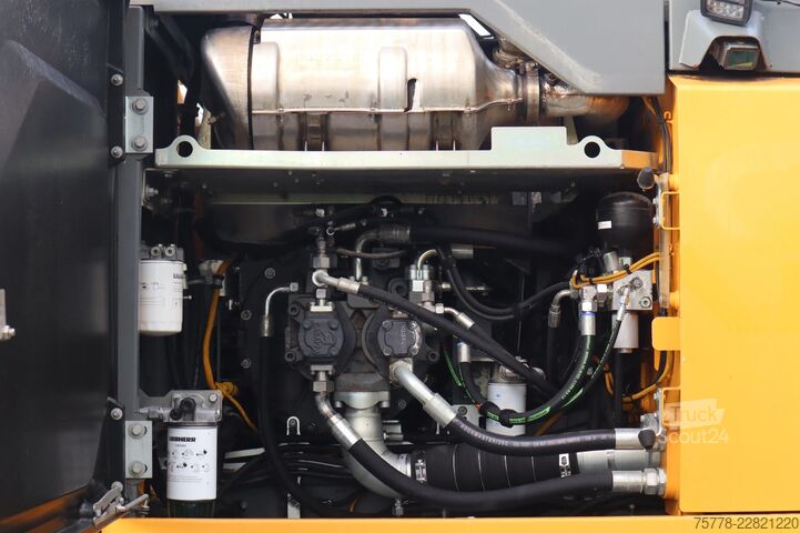 ερπυστριοφόρος εκσκαφέας Liebherr R924 WLC | ROTOTILT R8 | BUCKET |