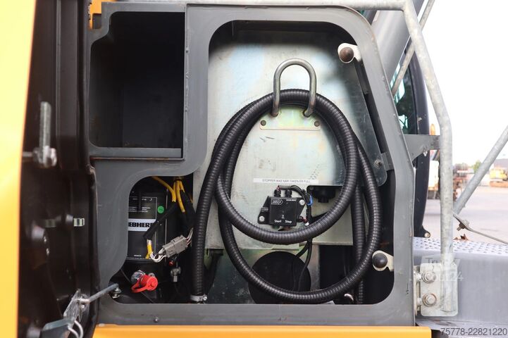 ερπυστριοφόρος εκσκαφέας Liebherr R924 WLC | ROTOTILT R8 | BUCKET |