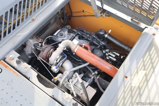 ερπυστριοφόρος εκσκαφέας Liebherr R924 WLC | ROTOTILT R8 | BUCKET |