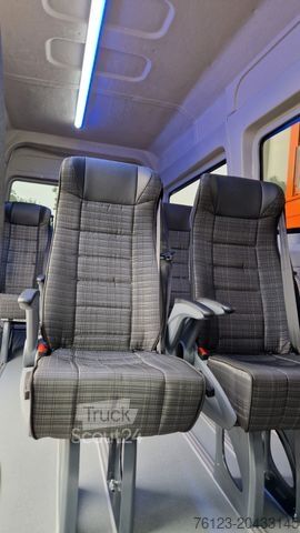 Minibus VOLKSWAGEN MAN TGE 9 Sitzer VW Crafter Schlafsessel