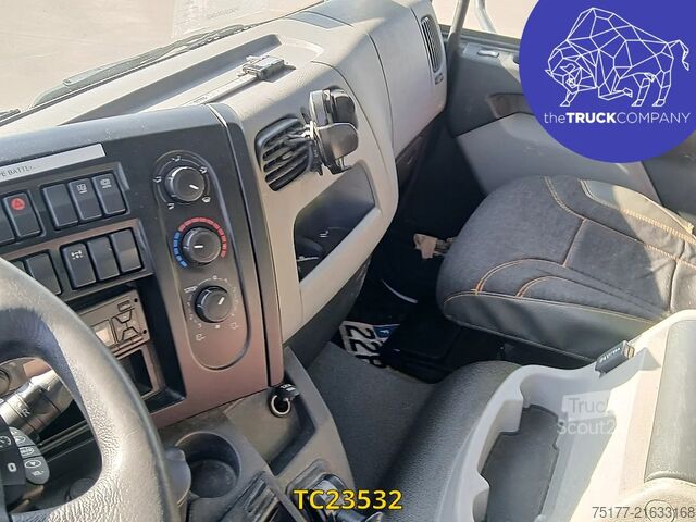 Valise Renault D 210